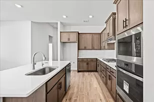 142 Paul Pena Dr, San Marcos, TX 78666 - Photo 7