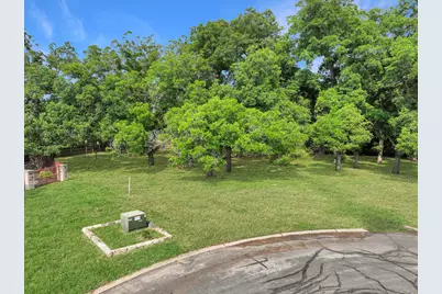 127 Milagros, Seguin, TX 78155 - Photo 1