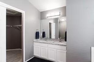 692 Scheel, Kyle, TX 78640 - Photo 31