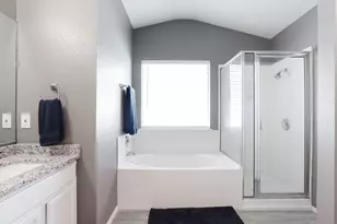 692 Scheel, Kyle, TX 78640 - Photo 33