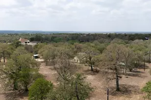 202 The Oaks Blvd, Elgin, TX 78621 - Photo 35