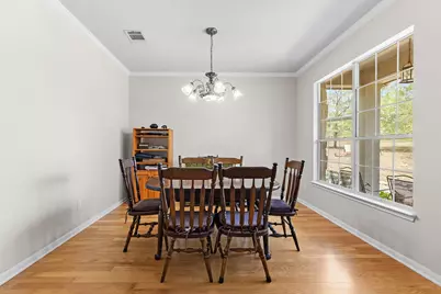 202 The Oaks Boulevard, Elgin, TX 78621 - Photo 15