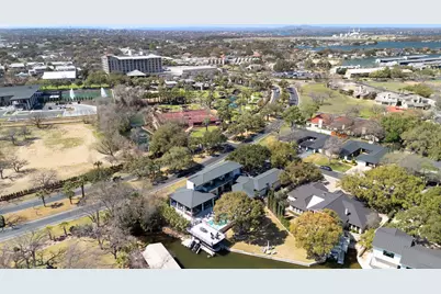 101 Harbor Light Boulevard, Horseshoe Bay, TX 78657 - Photo 5