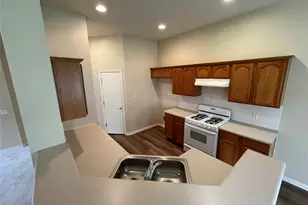 602 Losoya Ct, Hutto, TX 78634 - Photo 11