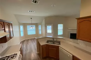 602 Losoya Ct, Hutto, TX 78634 - Photo 9