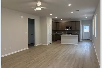 125 Knockout Rose Drive, San Marcos, TX 78666 - Photo 5