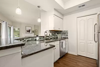 6000 Shepherd Mountain Cove #614, Austin, TX 78730 - Photo 9