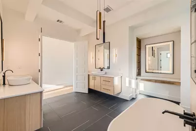 8701 Rollins Drive, Austin, TX 78738 - Photo 15