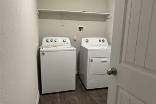 13717 Thomas Wheeler Wy, Manor, TX 78653 - Photo 15