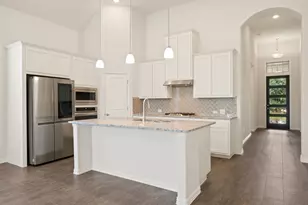 7905 Sunrise Ravine Pass, Lago Vista, TX 78645 - Photo 5