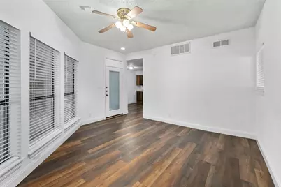 1910 Robbins Place #103, Austin, TX 78705 - Photo 3