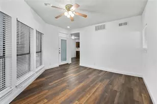 1910 Robbins Pl, Austin, TX 78705 - Photo 3