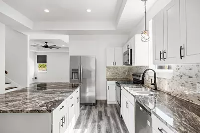 813 Chihuahua Street, Lockhart, TX 78644 - Photo 7