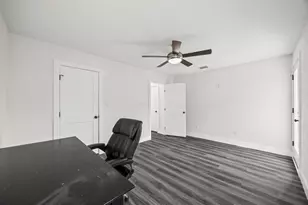 813 Chihuahua St, Lockhart, TX 78644 - Photo 19