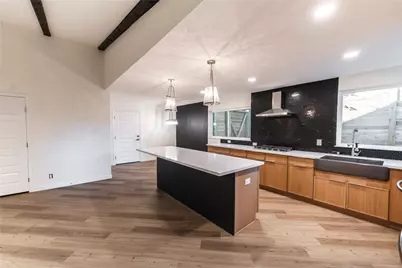 9403 Hunters Trace E, Austin, TX 78758 - Photo 3