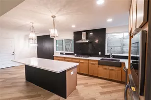 9403 Hunters Trace E, Austin, TX 78758 - Photo 7