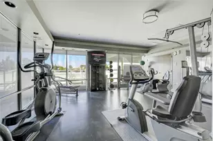 300 Bowie St, Austin, TX 78703 - Photo 25