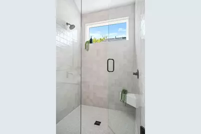 1407 Cedar Avenue #2, Austin, TX 78702 - Photo 23
