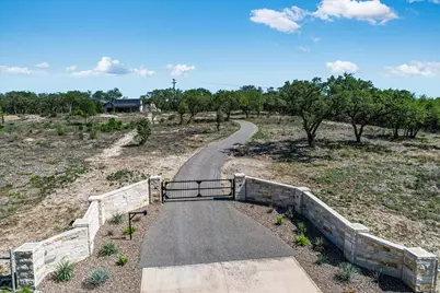 130 Thousand Oaks Loop, San Marcos, TX 78666 - Photo 31
