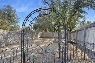 209 Cibolo Ridge Drive, Georgetown, TX 78628 - Photo 37