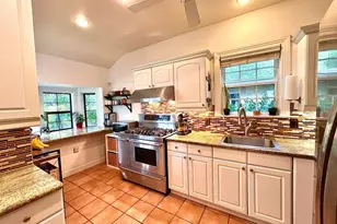 4501 Sinclair Ave, Austin, TX 78756 - Photo 9