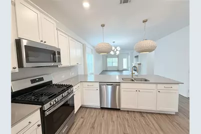 928 Legends Lane, Georgetown, TX 78628 - Photo 11