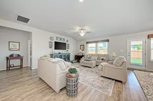 405 Windy Reed Rd, Hutto, TX 78634 - Photo 11