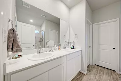 405 Windy Reed Rd, Hutto, TX 78634 - Photo 17