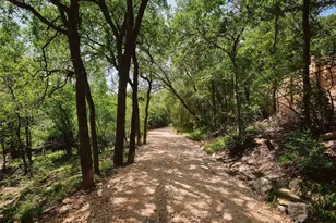 1012 Gaston Ave, Austin, TX 78703 - Photo 39