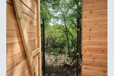 1012 Gaston Avenue, Austin, TX 78703 - Photo 37