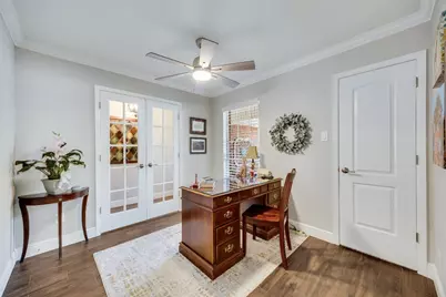 10103 Oak Hollow Circle, Austin, TX 78758 - Photo 25