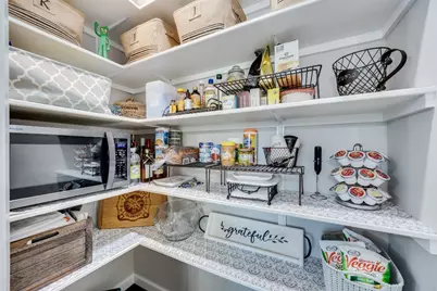 10103 Oak Hollow Circle, Austin, TX 78758 - Photo 11