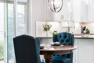 10103 Oak Hollow Cir, Austin, TX 78758 - Photo 9