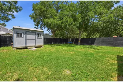 811/ 813 S Commerce Street, Lockhart, TX 78644 - Photo 27