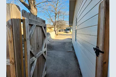 3000 Ray Wood Drive, Austin, TX 78704 - Photo 25