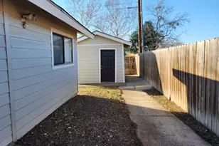 3000 Ray Wood Dr, Austin, TX 78704 - Photo 21