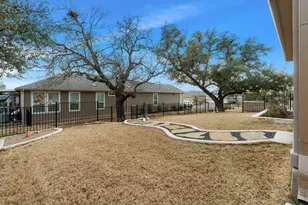 703 Saratoga Ln, Georgetown, TX 78633 - Photo 25