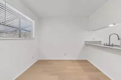 418 Sarah Street #B, San Marcos, TX 78666 - Photo 7