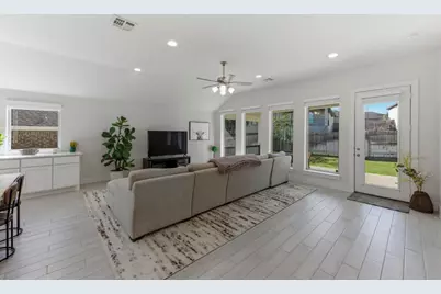 111 Carolina Jasmine Drive, San Marcos, TX 78666 - Photo 9