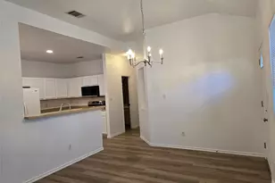 8701 Weiser Dr, Austin, TX 78729 - Photo 9