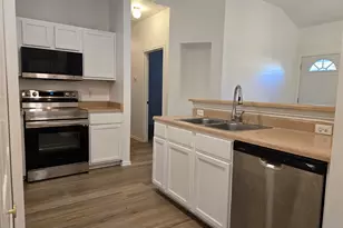 8701 Weiser Dr, Austin, TX 78729 - Photo 19