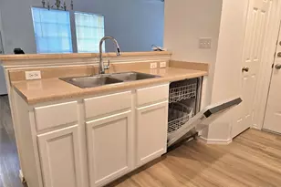 8701 Weiser Dr, Austin, TX 78729 - Photo 21
