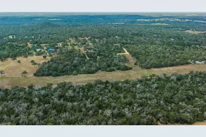 3301 Chuckwagon Road, Luling, TX 78648 - Photo 23