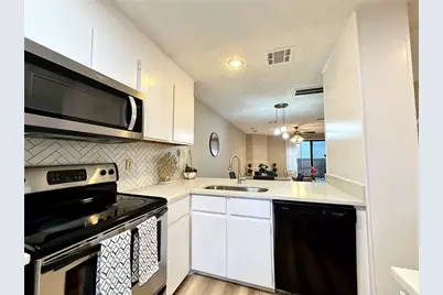 7122 Wood Hollow Drive #106, Austin, TX 78731 - Photo 11