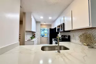 7122 Wood Hollow Dr, Austin, TX 78731 - Photo 13