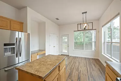 10013 Isle Royale Way, Austin, TX 78747 - Photo 15