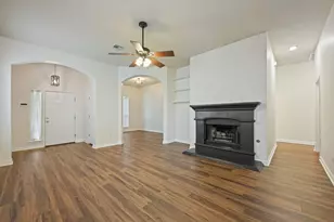 10013 Isle Royale Way, Austin, TX 78747 - Photo 7