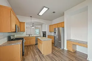 10013 Isle Royale Way, Austin, TX 78747 - Photo 13