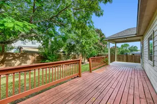 10013 Isle Royale Way, Austin, TX 78747 - Photo 19