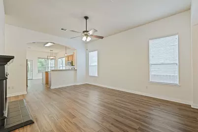 10013 Isle Royale Way, Austin, TX 78747 - Photo 5